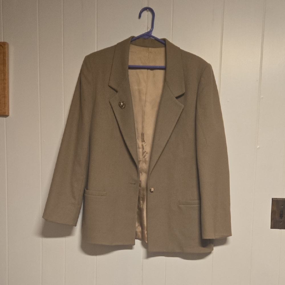 Vintage Tan Women's Blazer